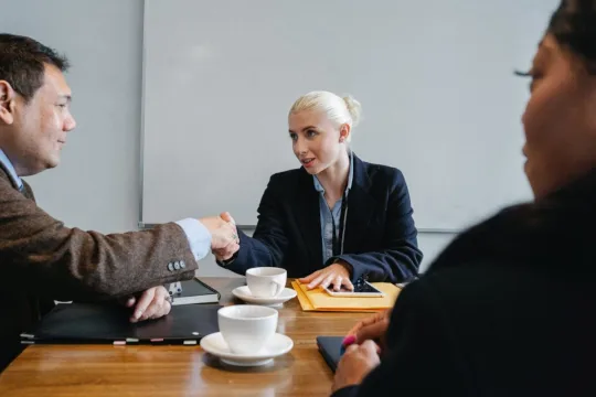 Vi är konsultförmedlaren som står för kompetens, snabbhet, personlig service.